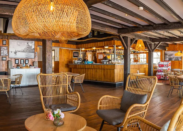 Europarcs Bad Hoophuizen ホリデーパーク 4*